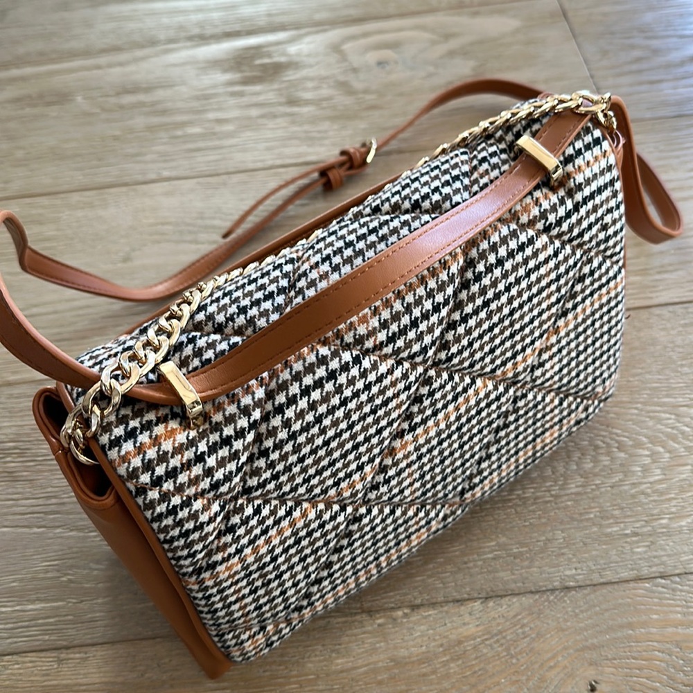 Tweed Houndstooth Camel Tan Lux Chain Purse